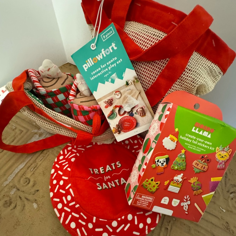 Pillowfort Red and White Cocoa for Santa Play Set bundle
